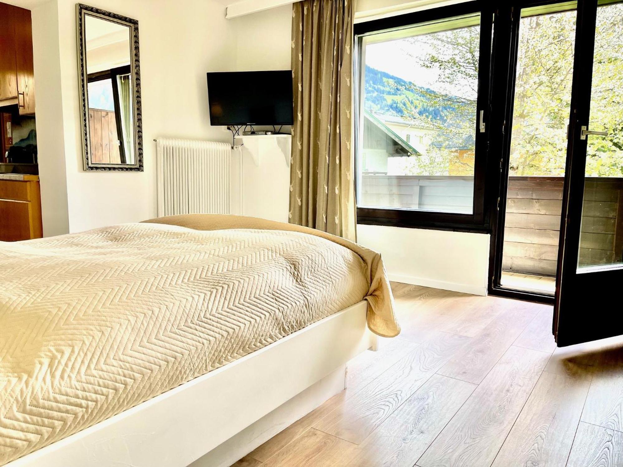 Gastuna Suites Бад Хофгащайн Екстериор снимка