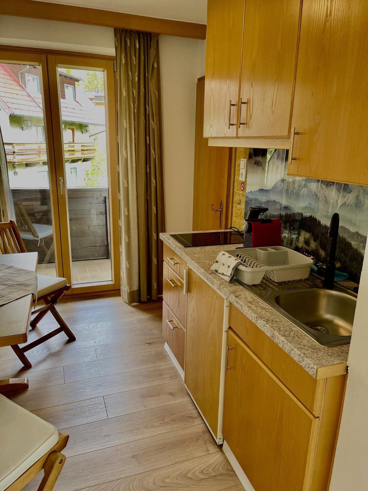 Gastuna Suites Бад Хофгащайн Екстериор снимка
